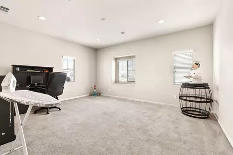 2101 Shellbark Ct, Palmdale, CA 93551 photo 31