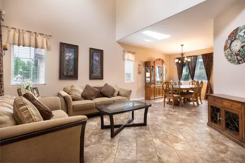 36520 Sinaloa St, Palmdale, CA 93552 photo 4