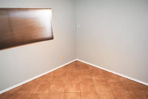 1255 Avenue J2 E, Lancaster, CA 93535 photo 8