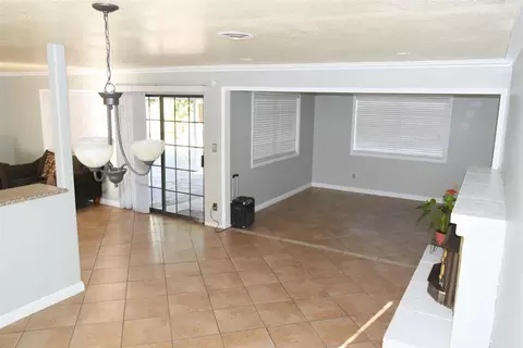 1255 Avenue J2 E, Lancaster, CA 93535 photo 6