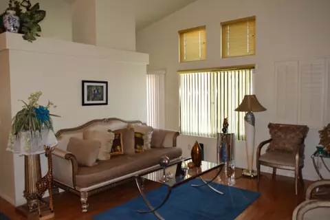 43228 Darby St, Lancaster, CA 93535 photo 7