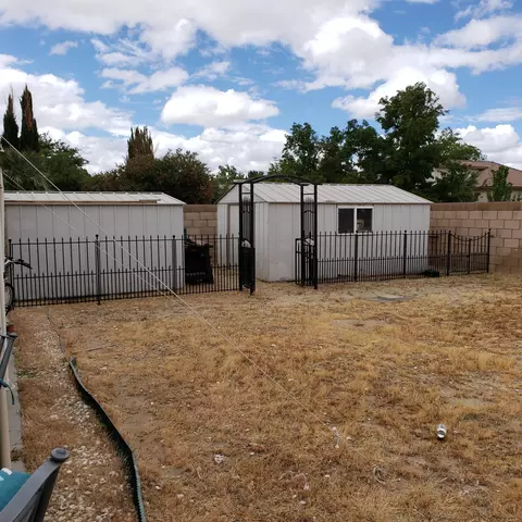 43525 Carpenter Dr, Lancaster, CA 93535 photo 21