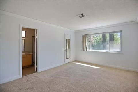 43070 Larwood St, Lancaster, CA 93536 photo 9