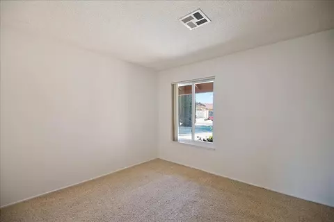 43070 Larwood St, Lancaster, CA 93536 photo 13