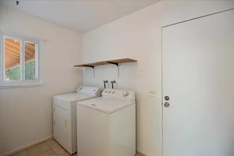 43070 Larwood St, Lancaster, CA 93536 photo 17