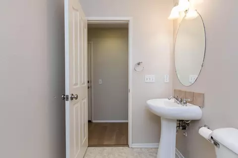 2653 Arezzo Ct, Palmdale, CA 93550 photo 9