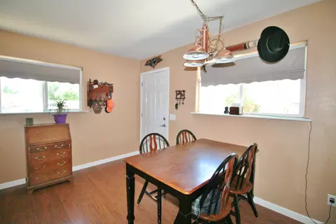 42544 55th St W, Lancaster, CA 93536 photo 11