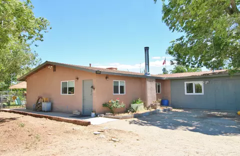42544 55th St W, Lancaster, CA 93536 photo 1