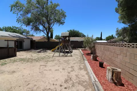 43055 Alep St, Lancaster, CA 93536 photo 27