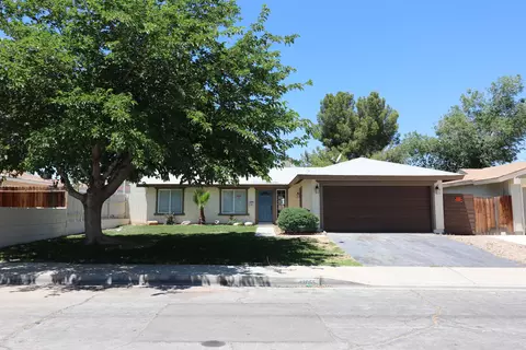 43055 Alep St, Lancaster, CA 93536 photo 3