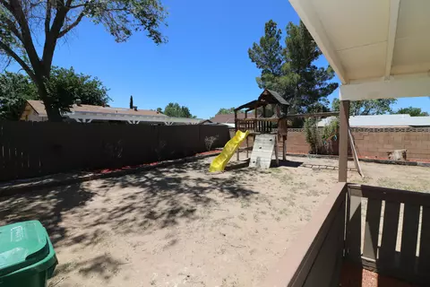 43055 Alep St, Lancaster, CA 93536 photo 24