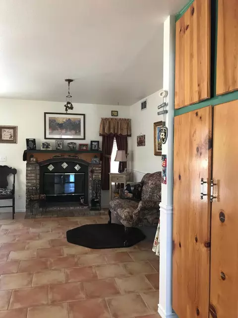 36913 33rd St E, Palmdale, CA 93550 photo 13