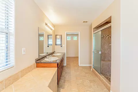 45028 Kingtree Ave, Lancaster, CA 93534 photo 23