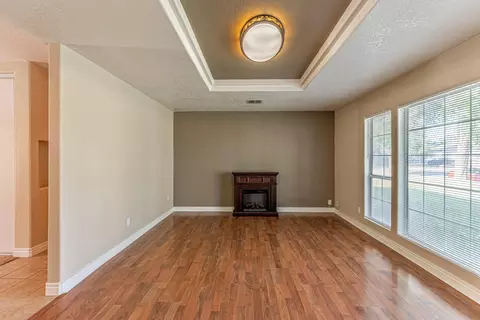 45028 Kingtree Ave, Lancaster, CA 93534 photo 3