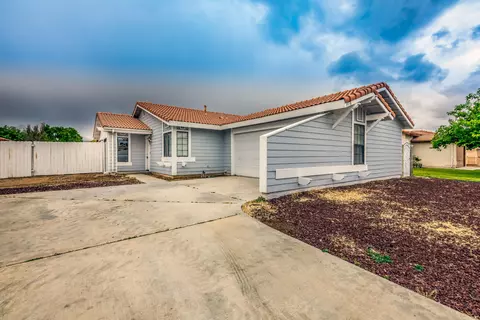 4558 Wrightwood Way, Palmdale, CA 93552 photo 2