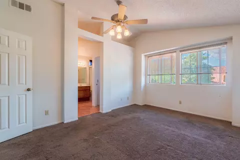 656 Beverly Ct, Lancaster, CA 93535 photo 7