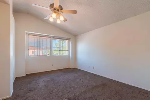 656 Beverly Ct, Lancaster, CA 93535 photo 6