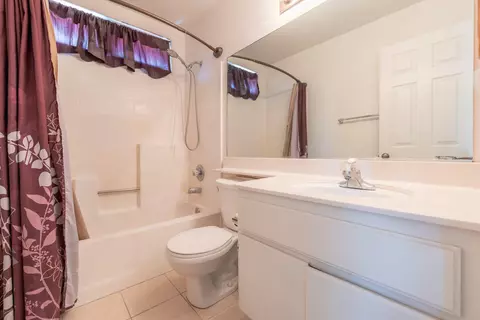 656 Beverly Ct, Lancaster, CA 93535 photo 13