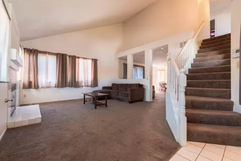 656 Beverly Ct, Lancaster, CA 93535 photo 15