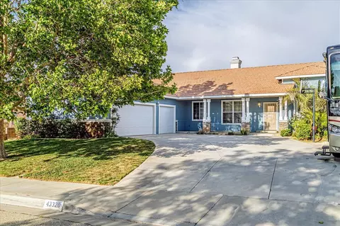 43320 Haven Pl, Lancaster, CA 93536 photo 4
