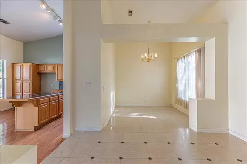 43320 Haven Pl, Lancaster, CA 93536 photo 5