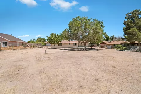 38633 156th St, Palmdale, CA 93591 photo 17