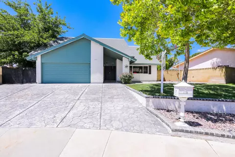 2621 Space Ct, Lancaster, CA 93536 photo 5