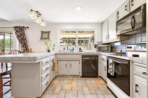 2621 Space Ct, Lancaster, CA 93536 photo 15