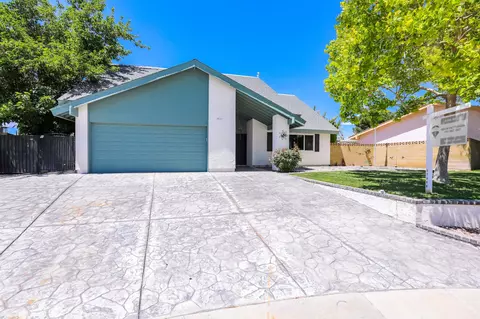 2621 Space Ct, Lancaster, CA 93536 photo 6