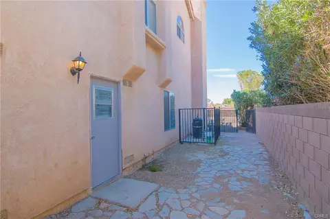 43409 E 8th St, Lancaster, CA 93535 photo 5