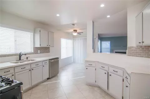 43409 E 8th St, Lancaster, CA 93535 photo 8