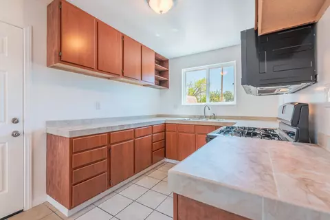 44633 6th Street St E, Lancaster, CA 93535 photo 9