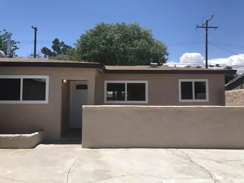 44633 6th Street St E, Lancaster, CA 93535 photo 2