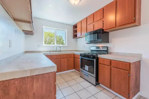 44633 6th Street St E, Lancaster, CA 93535 photo 8