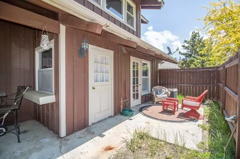 73 Meadow Lakes Dr, Tehachapi, CA 93561 photo 18