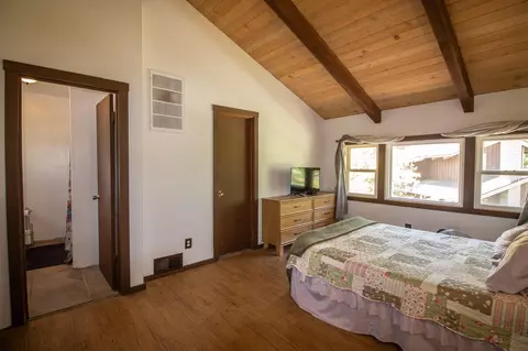 73 Meadow Lakes Dr, Tehachapi, CA 93561 photo 13