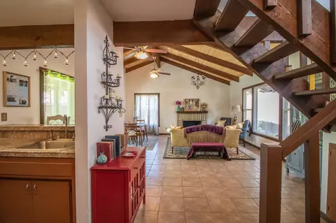 73 Meadow Lakes Dr, Tehachapi, CA 93561 photo 6