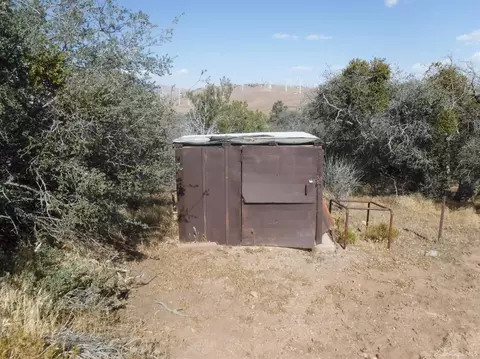 17228 Summers Dr, Tehachapi, CA 93561 photo 17