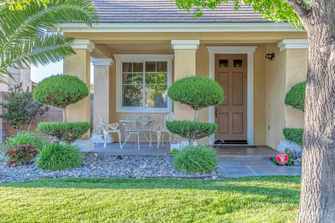 4141 Jade Ct, Lancaster, CA 93536 photo 4