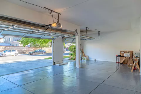 4141 Jade Ct, Lancaster, CA 93536 photo 9