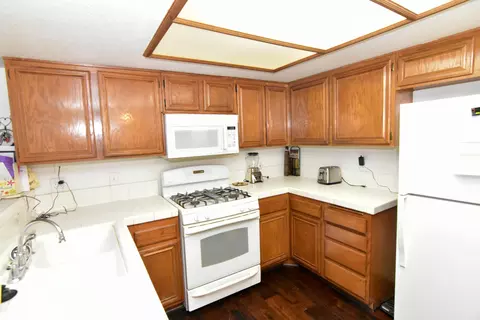 43700 Oleander St, Lancaster, CA 93535 photo 8