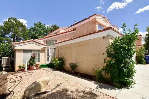 43700 Oleander St, Lancaster, CA 93535 photo 4