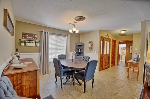 2135 Avenue J12 W, Lancaster, CA 93536 photo 5