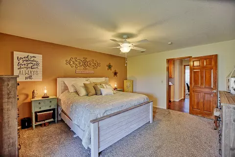 2135 Avenue J12 W, Lancaster, CA 93536 photo 16