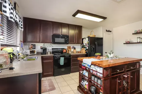 3202 James Ct, Lancaster, CA 93535 photo 7
