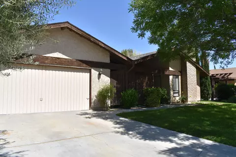 44236 Fine St, Lancaster, CA 93536 photo 8