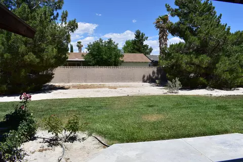 44236 Fine St, Lancaster, CA 93536 photo 5