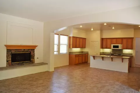 5794 Indian Pointe Dr, Simi Valley, CA 93063 photo 10