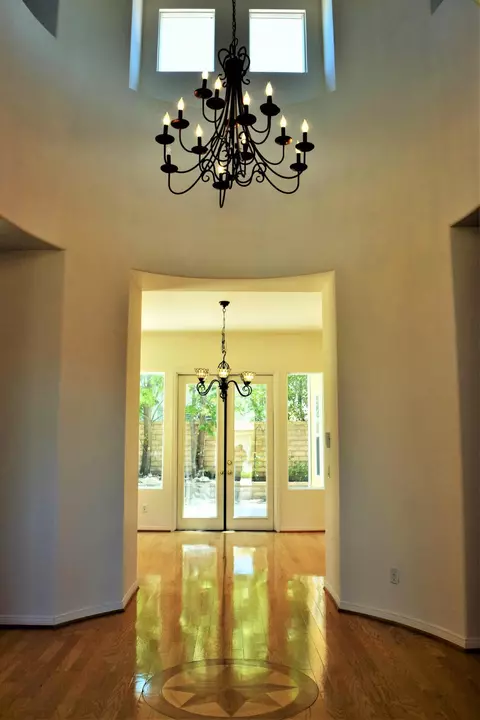 5794 Indian Pointe Dr, Simi Valley, CA 93063 photo 6