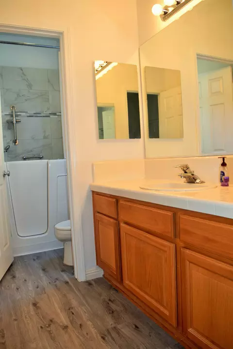 5794 Indian Pointe Dr, Simi Valley, CA 93063 photo 13